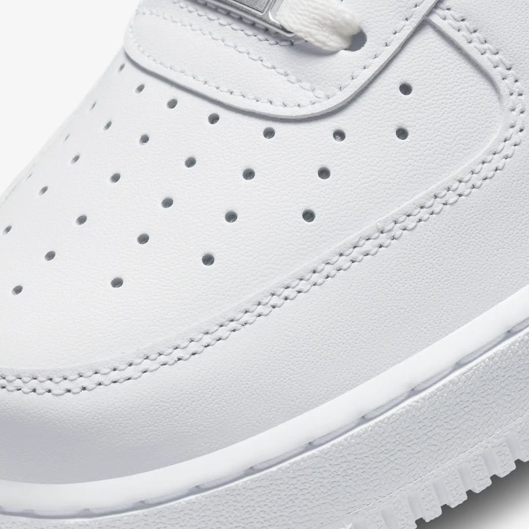 Nike Air Force 1 Low Triple White ‘07 BRAND NEW, MEN and WOMEN SIZES.